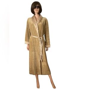 Vintage Cabernet Soft Cloth Full Length Robe with Brocaded And Satin Detailing